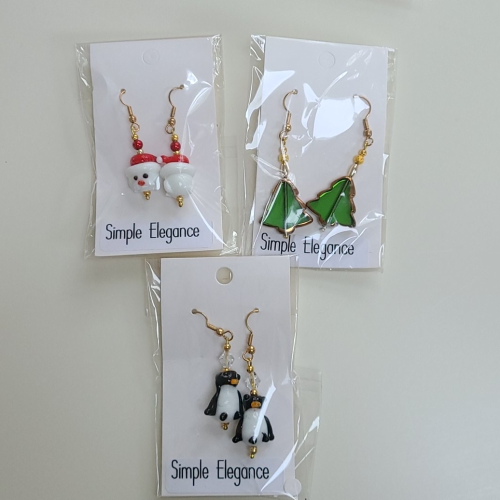 Simple Elegance hand made Christmas earrings